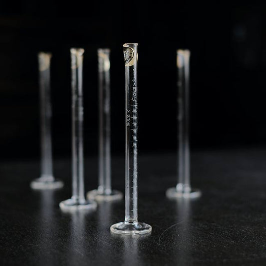 宮原計量器製作所メスシリンダー 5cc