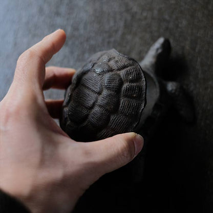 鋳物の亀の灰皿