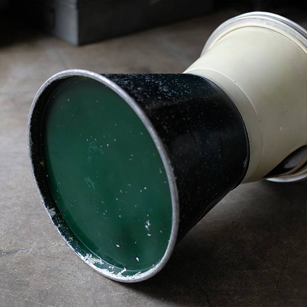 Aluminum stool with wastebasket