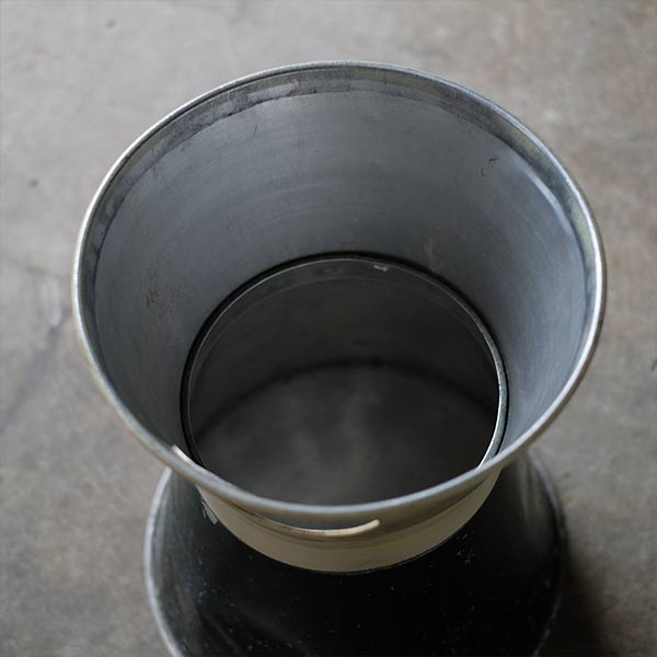 Aluminum stool with wastebasket