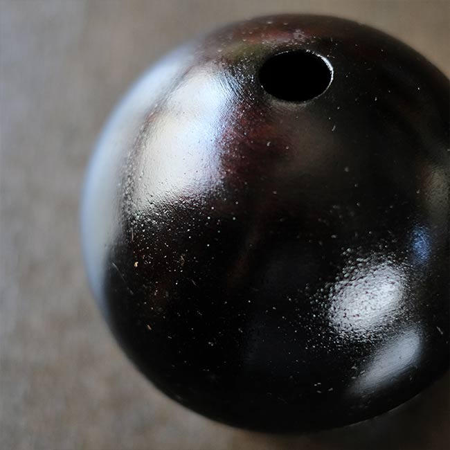 南部鉄器 ボーリング玉の入れ物