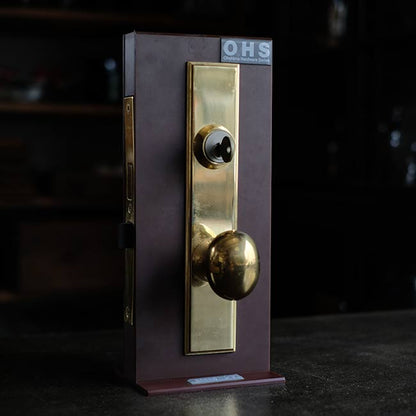 Oshima Doorknob Lock Model