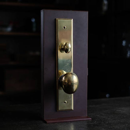 Oshima Doorknob Lock Model