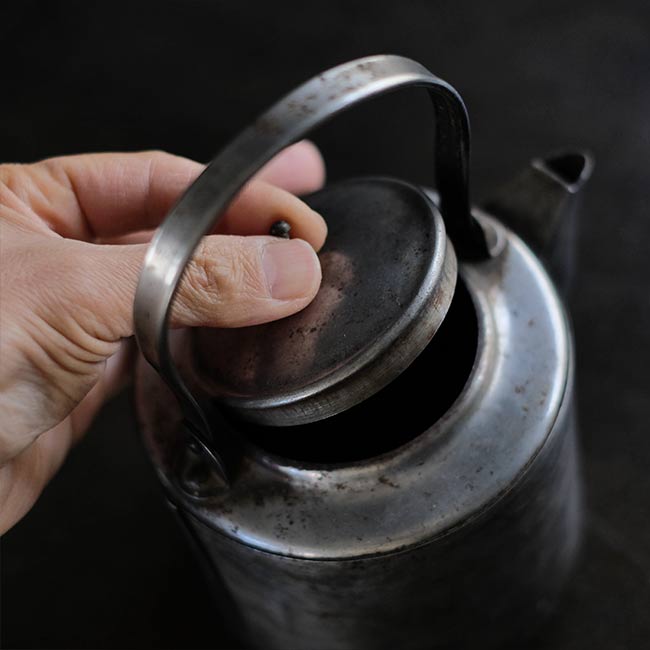 鉄の薬缶