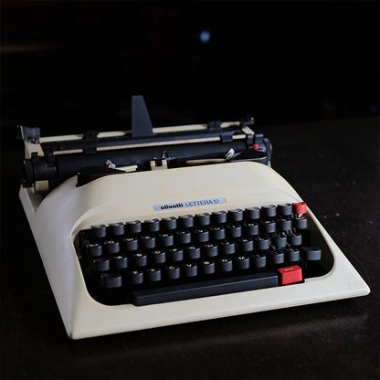 OLIVETTI Lettera12 タイプライター 訳あり