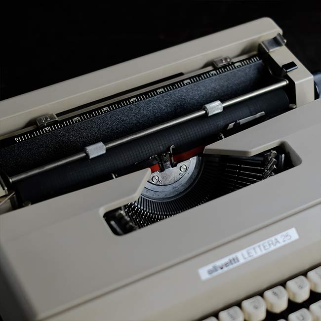 OLIVETTI Lettera 25 タイプライター インクリボン交換済み