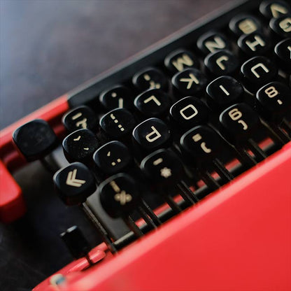 OLIVETTI Valentine S タイプライター インクリボン交換済み