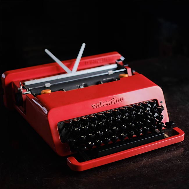 OLIVETTI Valentine S タイプライター インクリボン交換済み