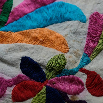 オトミ族 刺繍布