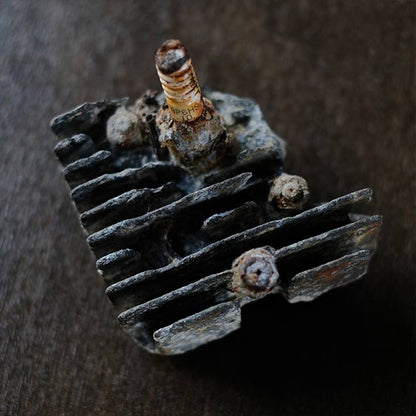 シリンダーヘッドの一部