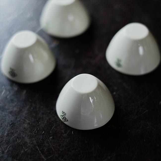 Porcelain mini crucible