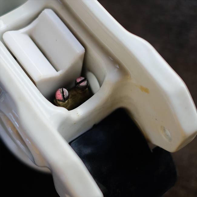 高圧カットアウト