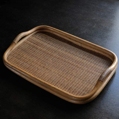 ラタンのトレー