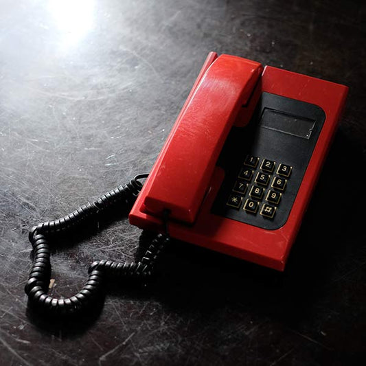 赤い電話機