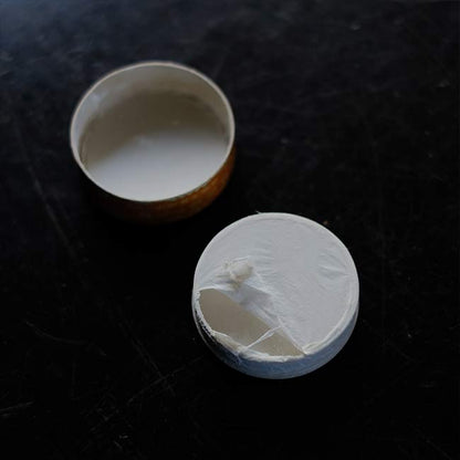 Rate powder white powder case