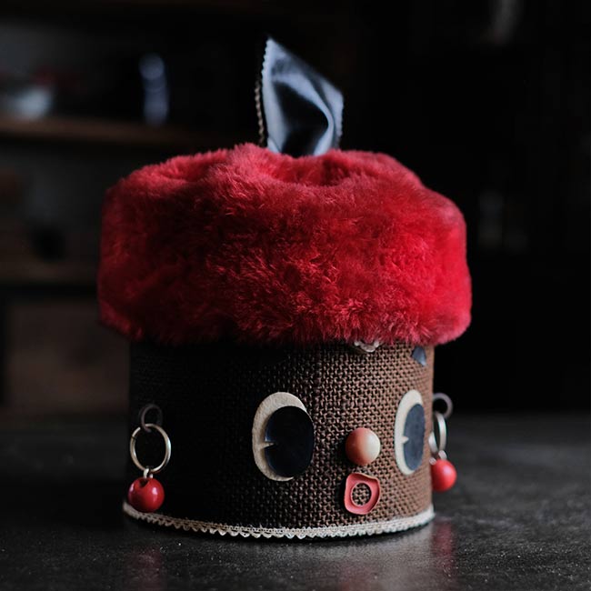 Retro trinket box