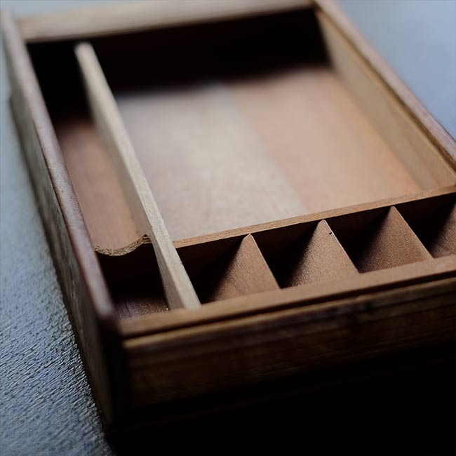 蛇腹の蓋付き文具入れ – zakka store towi