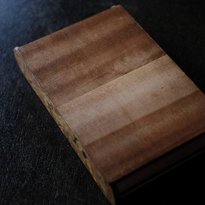 蛇腹の蓋付き文具入れ