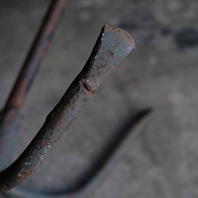 サビた錨（いかり）