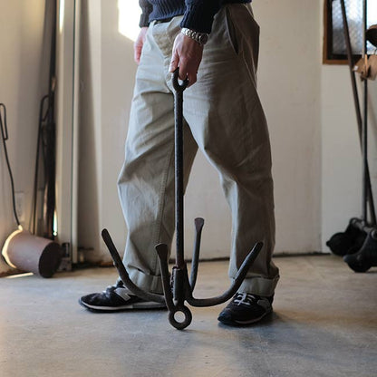 サビた錨（いかり）