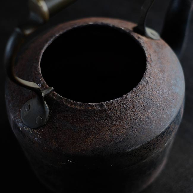 C.W.S. DUDLEY 鋳物のケトル