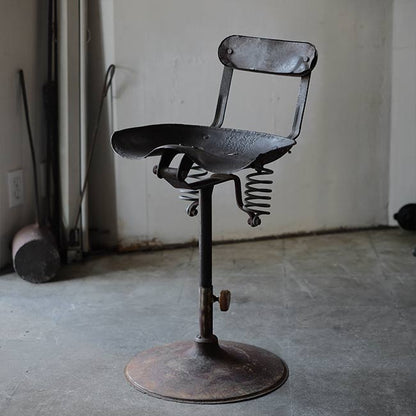 ドライバーズシートチェア