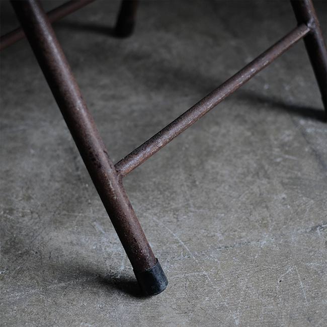 メタルの折りたたみチェア