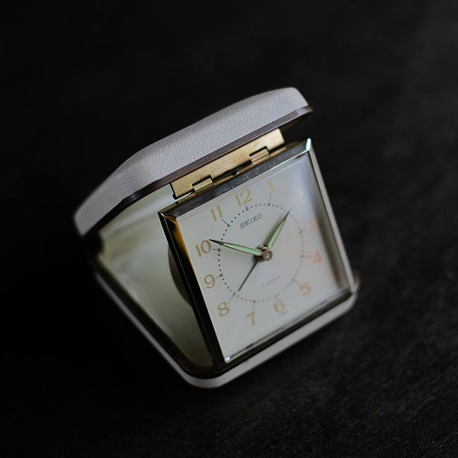 SEIKO 手巻き式のトラベルアラームクロック SEIKO セイコー 手巻き式トラベルクロック – zakka store towi