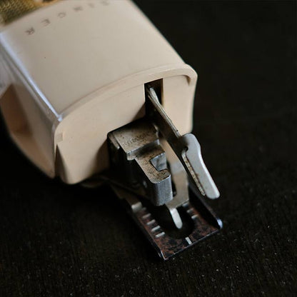 SINGER ボタンホーラー