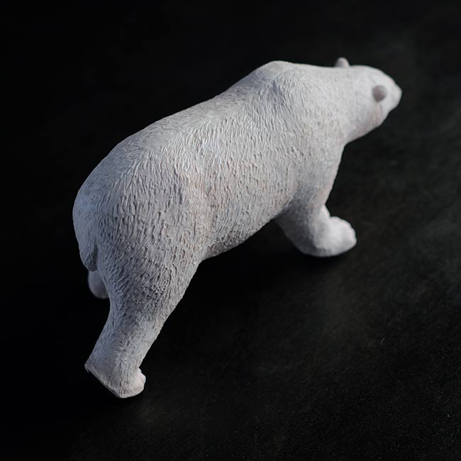 シロクマの人形