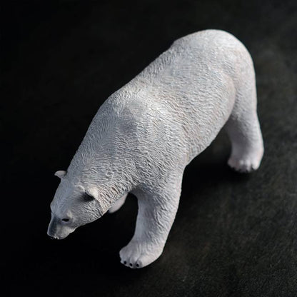 シロクマの人形