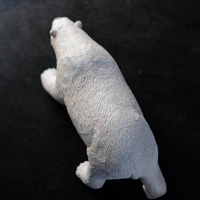 シロクマの人形