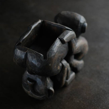 エロティック木彫り像