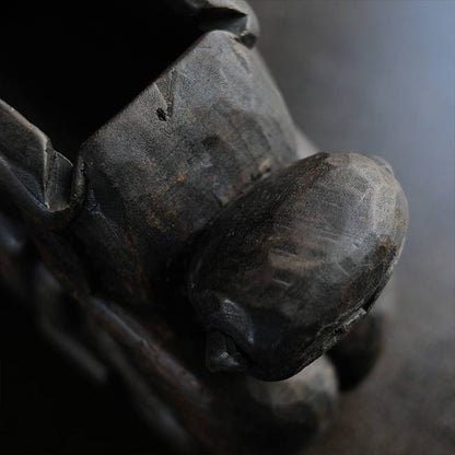 エロティック木彫り像