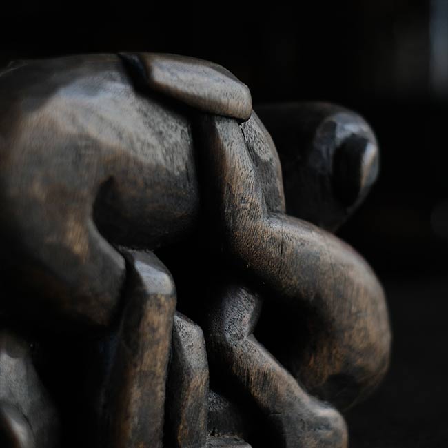 エロティック木彫り像