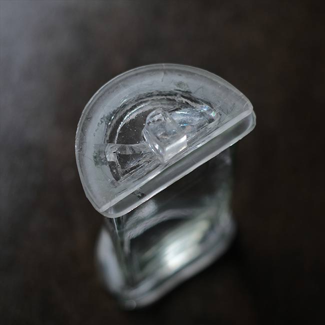 ハーフサイズの標本瓶