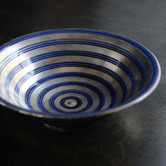 波紋に銀彩の大鉢