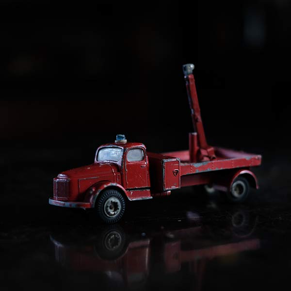 TEKNO社のVOLVOトラック
