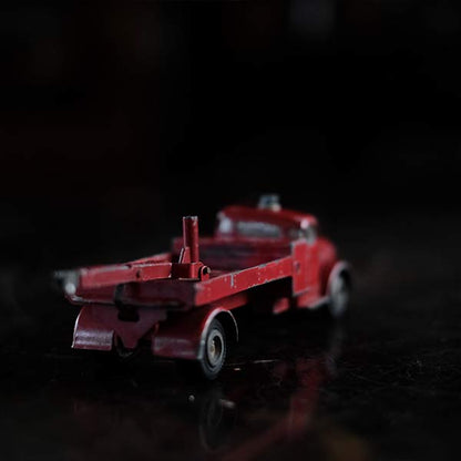TEKNO社のVOLVOトラック