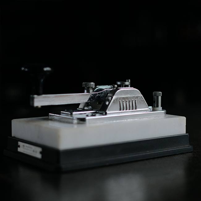 【ハイモンド HK-710 大理石電鍵】 テレグラフキー（電鍵）HK-710 – zakka store towi