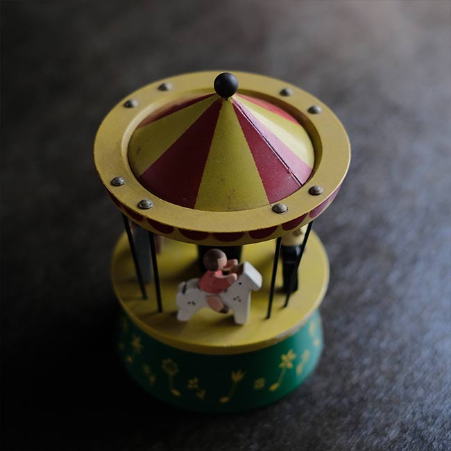 MANEGES DAUTREFOIS メリーゴーランド 木製のメリーゴーランド – zakka store towi