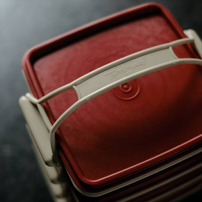 TUPPERWARE Lunch Box
