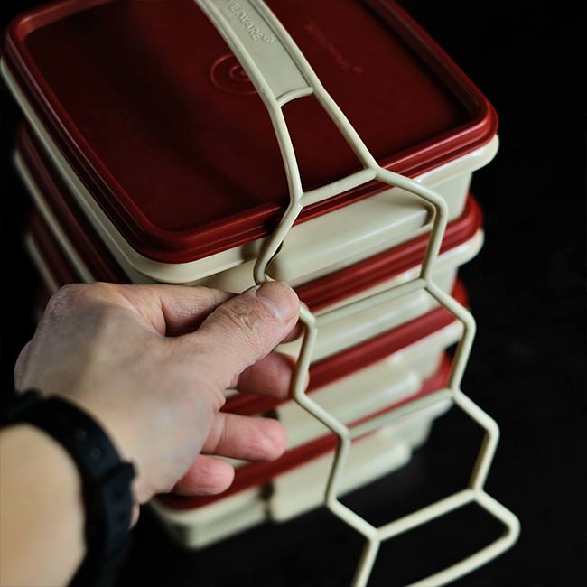 TUPPERWARE Lunch Box