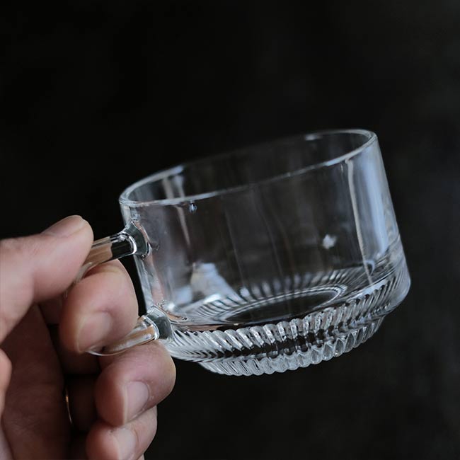 Glass cup