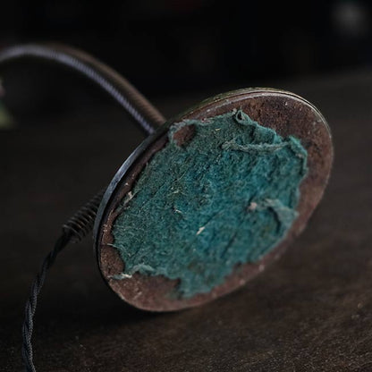 グースネックのデスクランプ