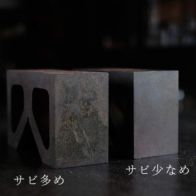 少し錆びたVブロック