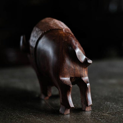 木彫りのバイソン