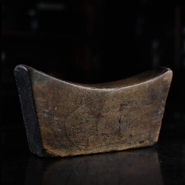 wooden pillow