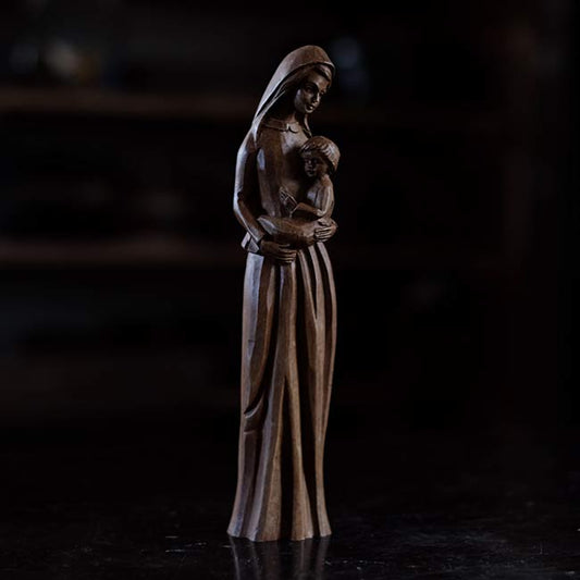 木彫りの聖母像