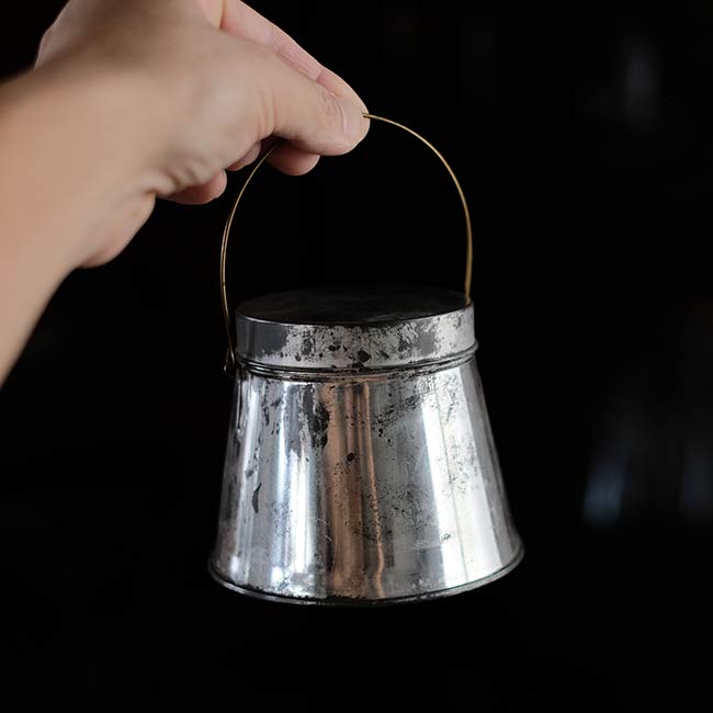 油絵具用の筆洗器